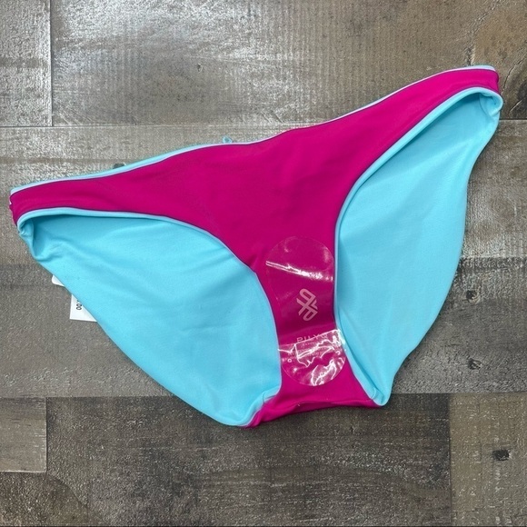 NWT Pilyq Reversible Bikini Bottom size Small - Picture 6 of 12